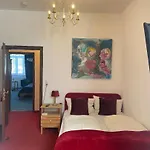 Hotel Zum Goldenen Loewen - Restaurant - Panoramabar - Terrassen - Events - Rheinblick - Geschichte Seit 1728 Hotel 2*