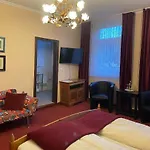 Hotel Zum Goldenen Loewen - Restaurant - Panoramabar - Terrassen - Events - Rheinblick - Geschichte Seit 1728 Hotel Sankt Goar