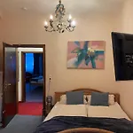 Hotel Hotel Zum Goldenen Loewen - Restaurant - Panoramabar - Terrassen - Events - Rheinblick - Geschichte Seit 1728